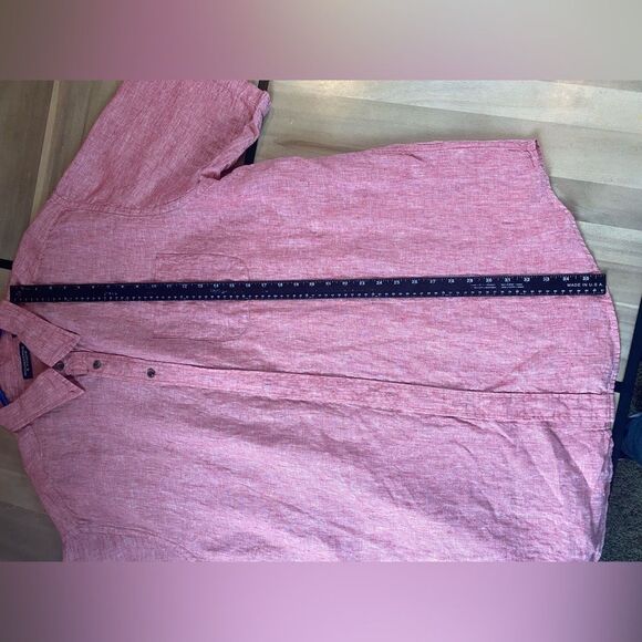 Two Roundtree & York linen button ups - Picture 2 of 8